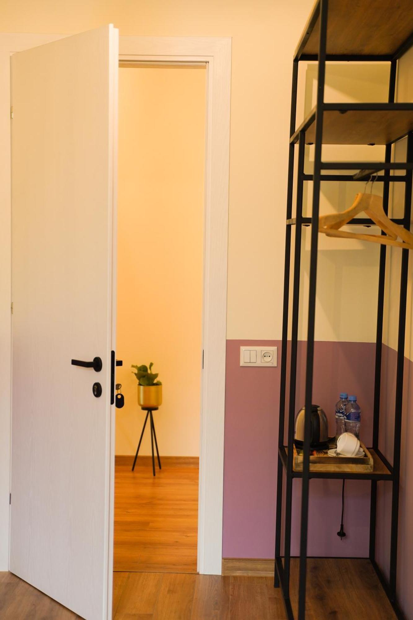 Dro Hotel Kutaisi Luaran gambar