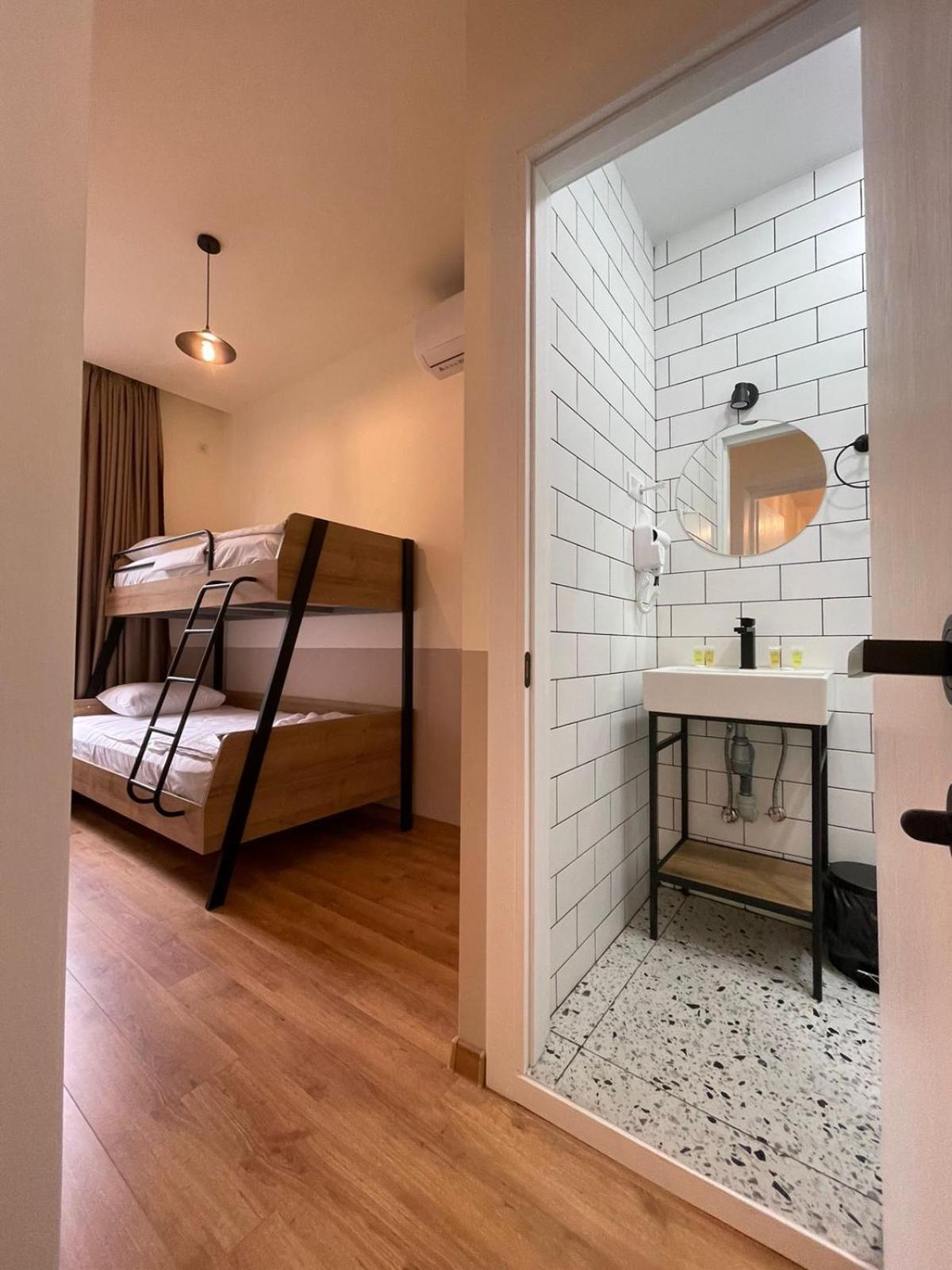 Dro Hotel Kutaisi Luaran gambar