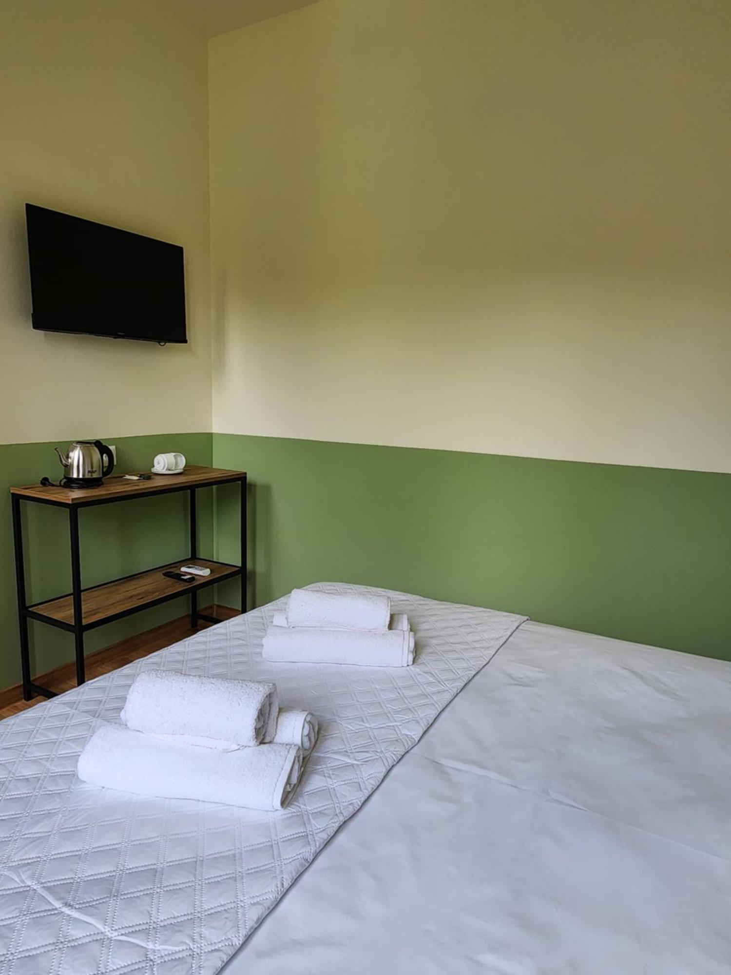 Dro Hotel Kutaisi Luaran gambar