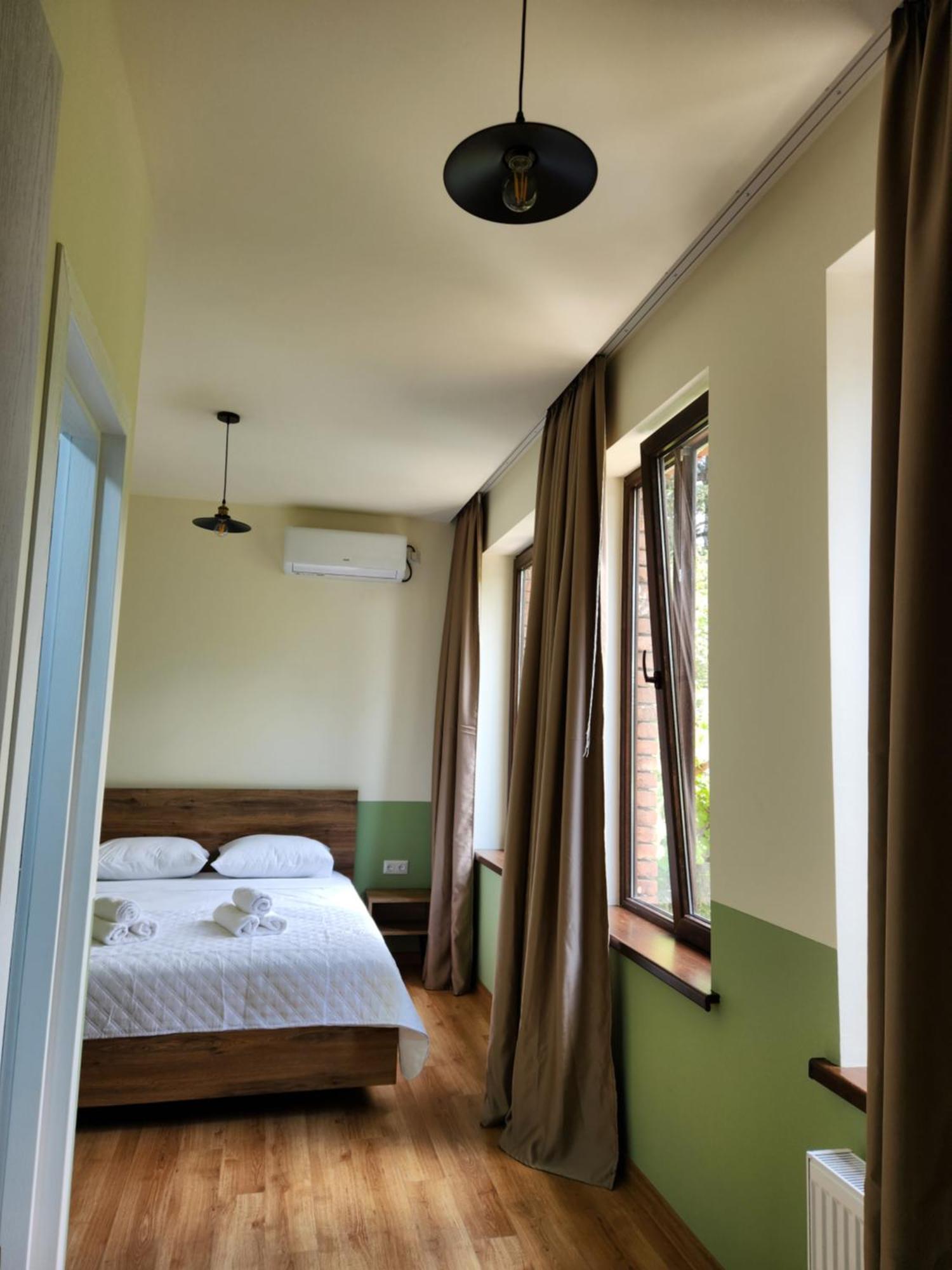 Dro Hotel Kutaisi Luaran gambar